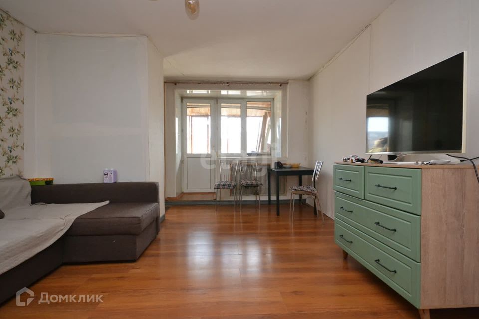 Продаётся 3-комнатная квартира, 54.7 м²