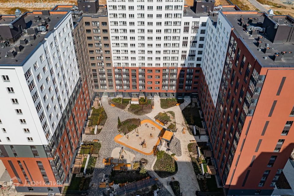 Продаётся 1-комнатная квартира, 54 м²