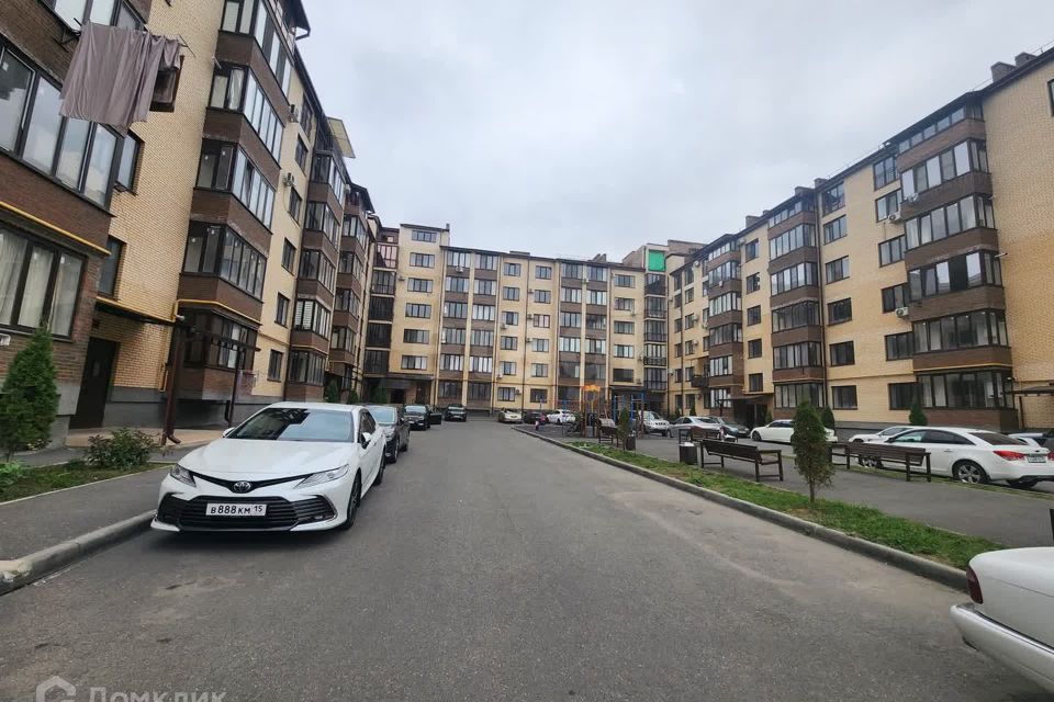 Продаётся 3-комнатная квартира, 113 м²