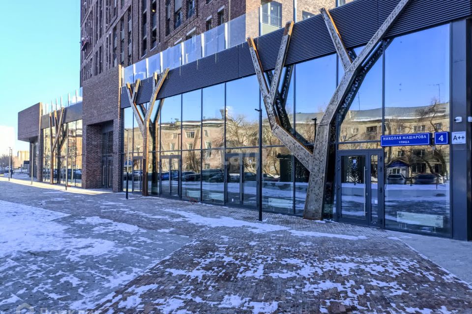 Продаётся 2-комнатная квартира, 68.2 м²