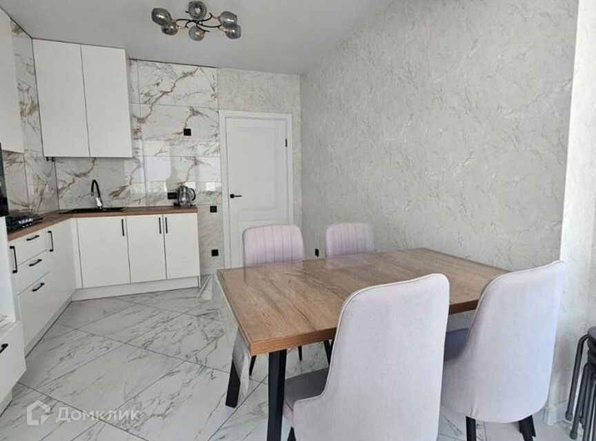 Продаётся 2-комнатная квартира, 60 м²