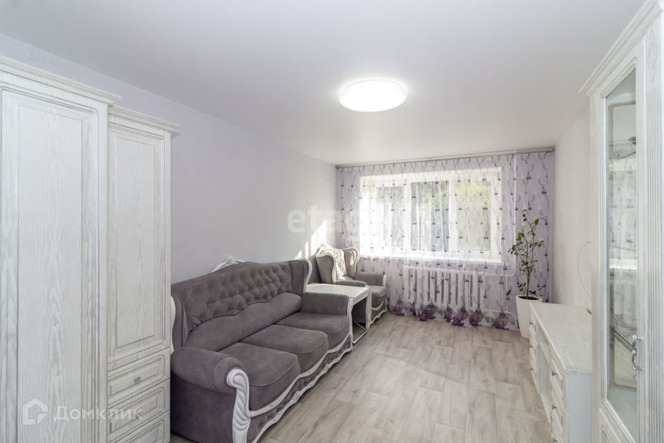 Продаётся 3-комнатная квартира, 59.7 м²