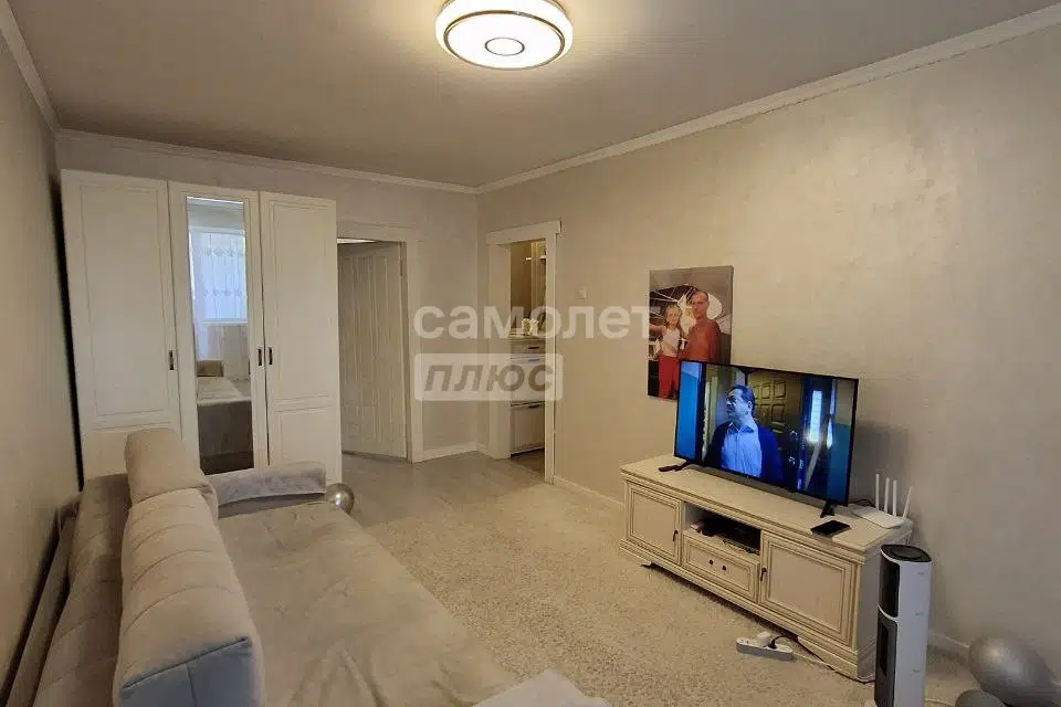 Продаётся 2-комнатная квартира, 42.6 м²
