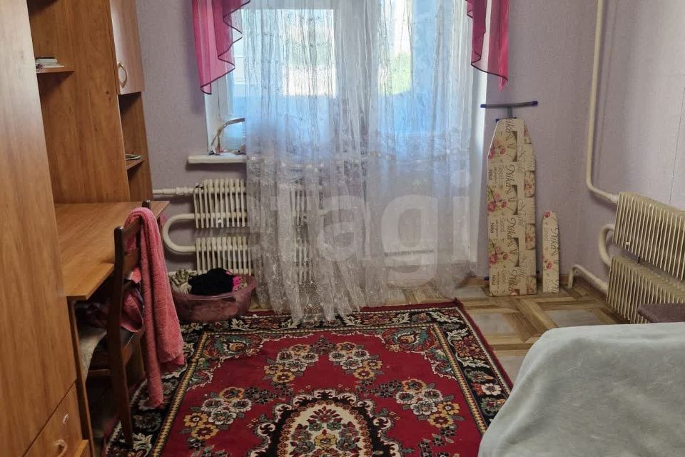 Продаётся 4-комнатная квартира, 75.7 м²