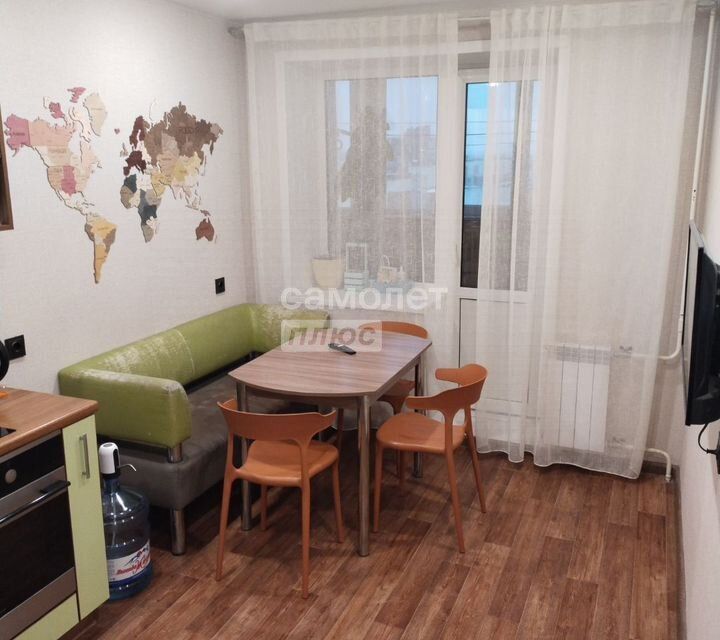 Продаётся 1-комнатная квартира, 46 м²