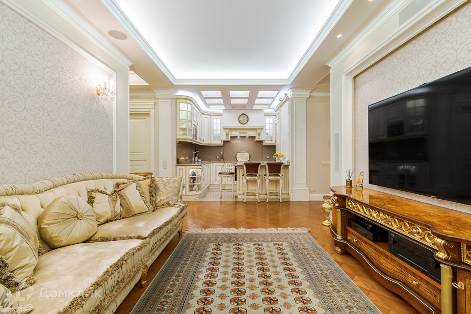 Продаётся 3-комнатная квартира, 101.1 м²