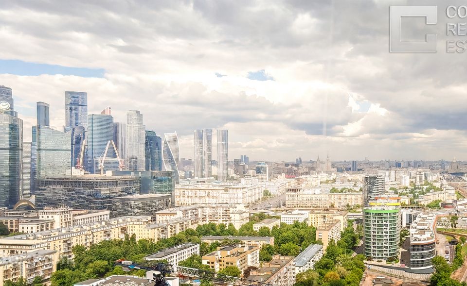 Продаётся 3-комнатная квартира, 82.3 м²