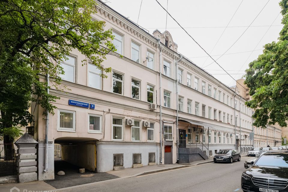 Продаётся 5-комнатная квартира, 307.1 м²