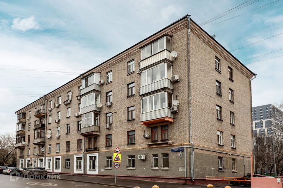 Продаётся 2-комнатная квартира, 56.8 м²