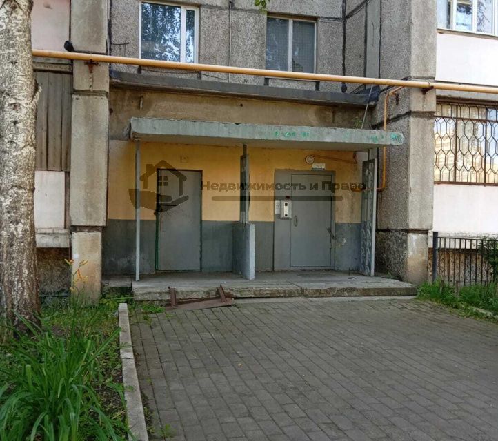 Продаётся 3-комнатная квартира, 68.3 м²