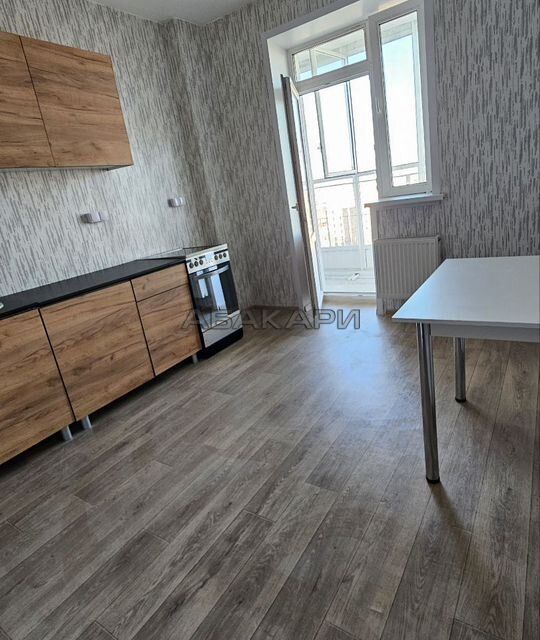 Сдаётся 2-комнатная квартира, 65 м²