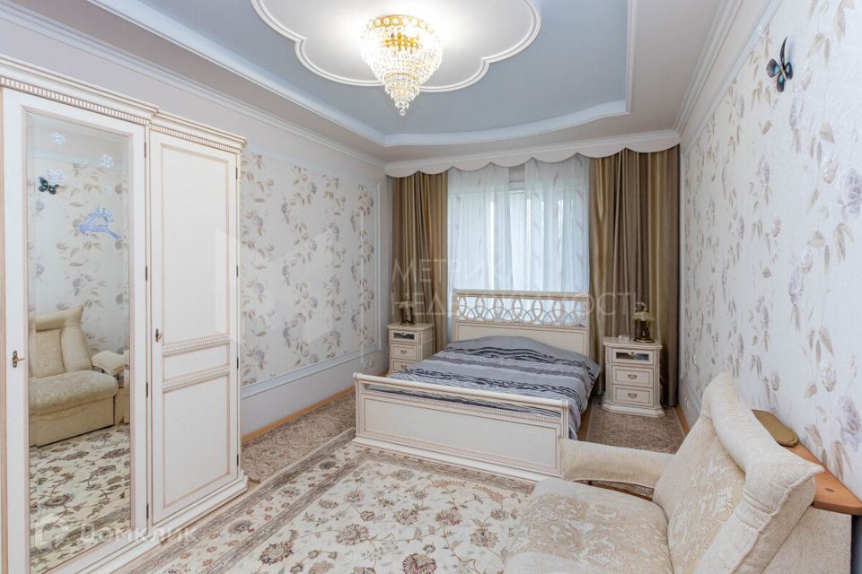 Продаётся 4-комнатная квартира, 150 м²