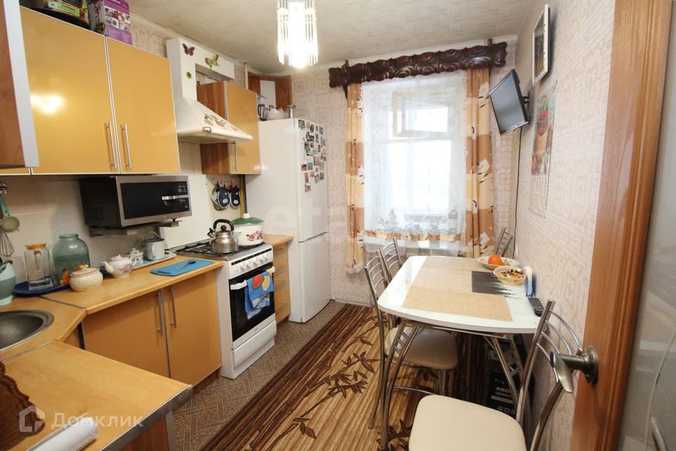 Продаётся 3-комнатная квартира, 62.5 м²