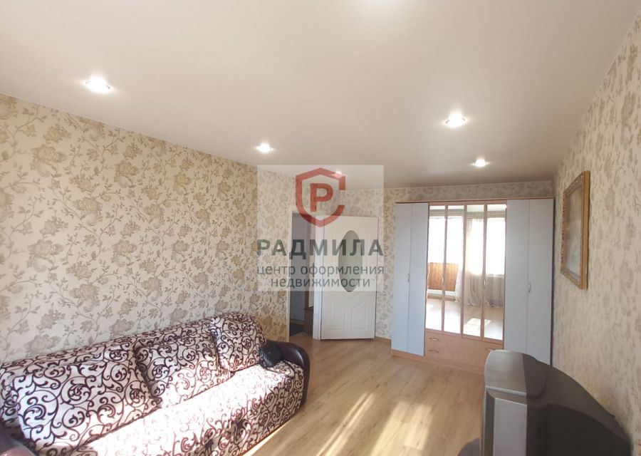 Продаётся 1-комнатная квартира, 37.3 м²