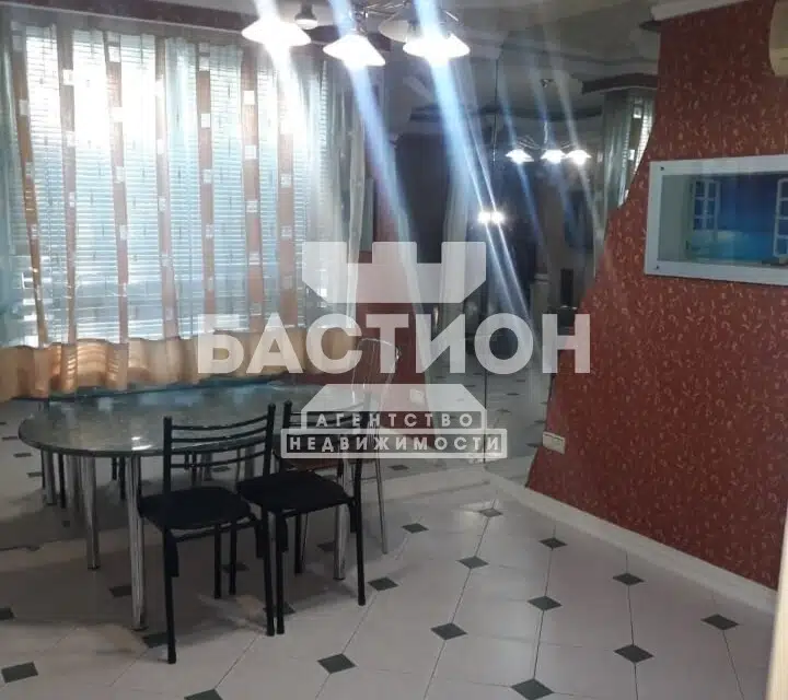 Продаётся 4-комнатная квартира, 89.6 м²