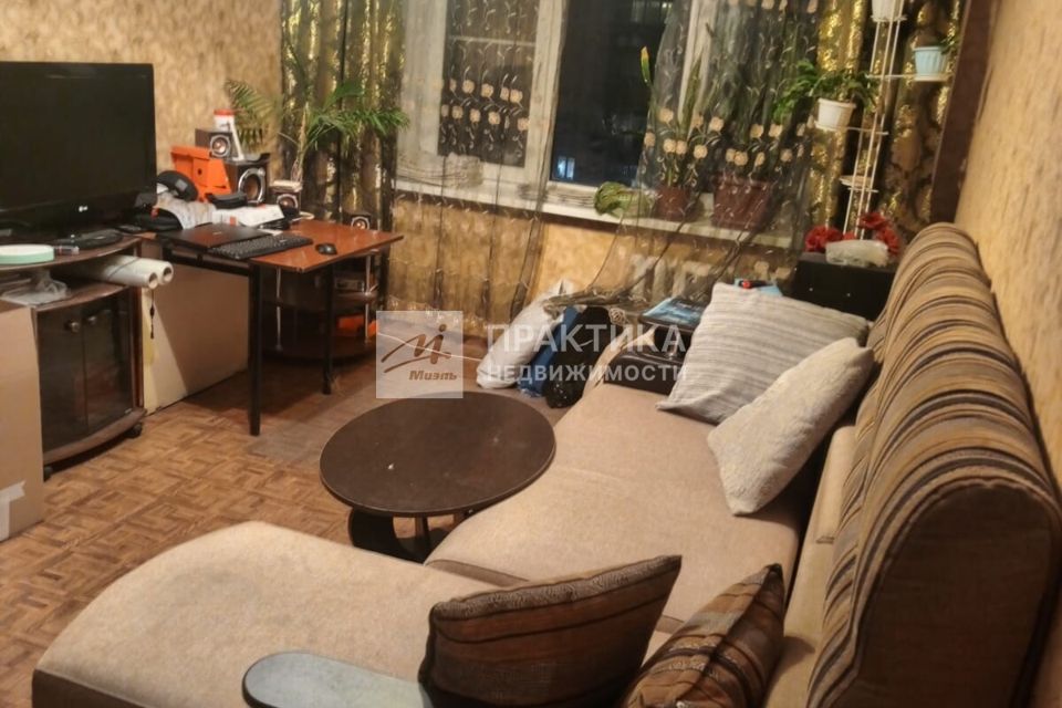 Сдаётся 2-комнатная квартира, 49 м²