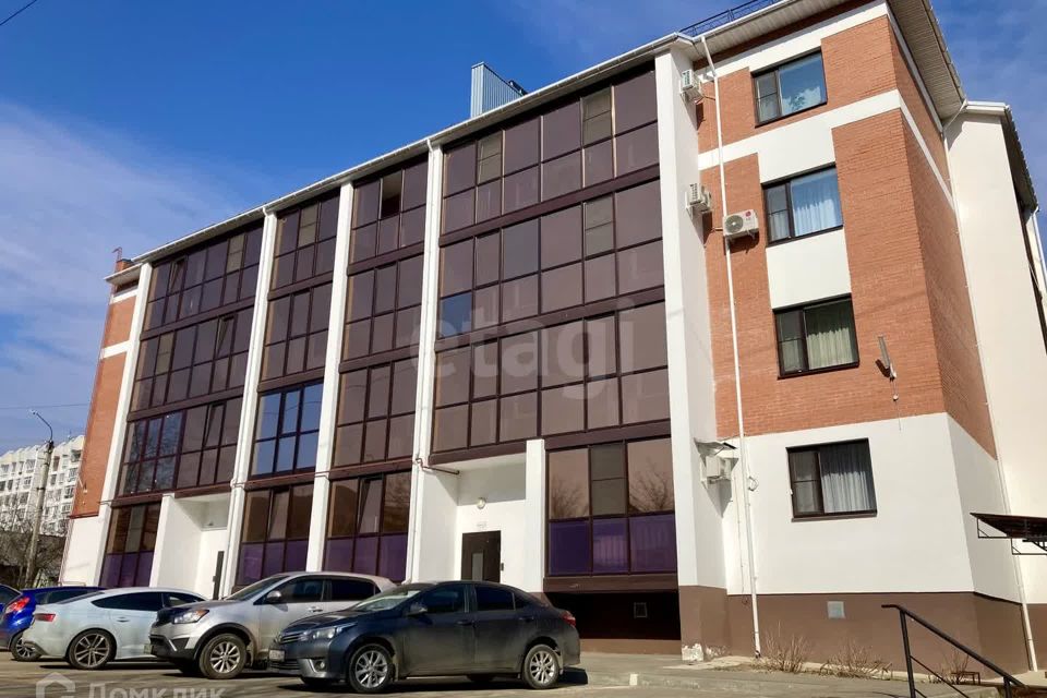 Продаётся 1-комнатная квартира, 40.8 м²