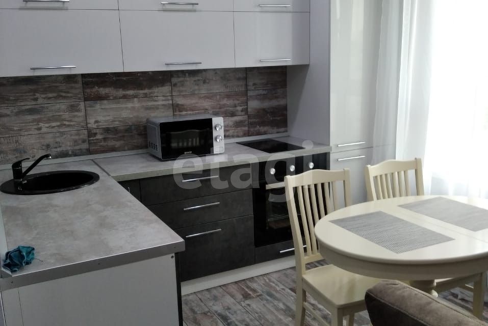 Продаётся 1-комнатная квартира, 33.3 м²