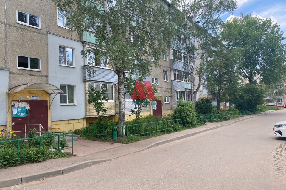 Продаётся 3-комнатная квартира, 63.7 м²