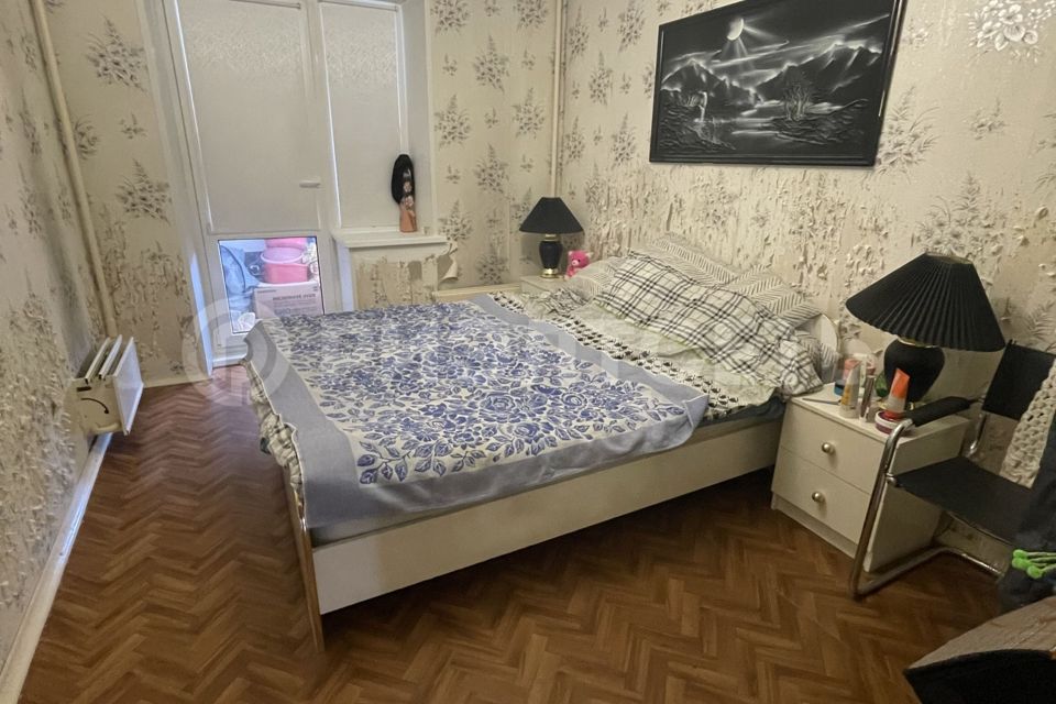 Продаётся 3-комнатная квартира, 61.8 м²