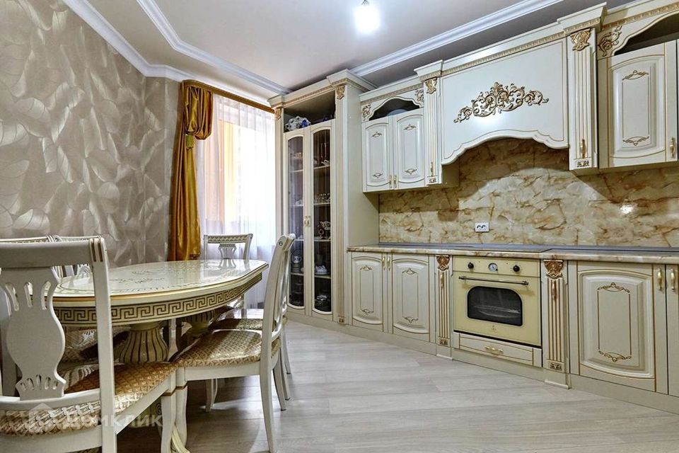 Продаётся 2-комнатная квартира, 63 м²