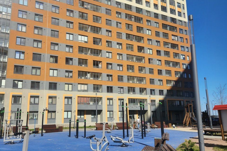 Продаётся 2-комнатная квартира, 60.77 м²