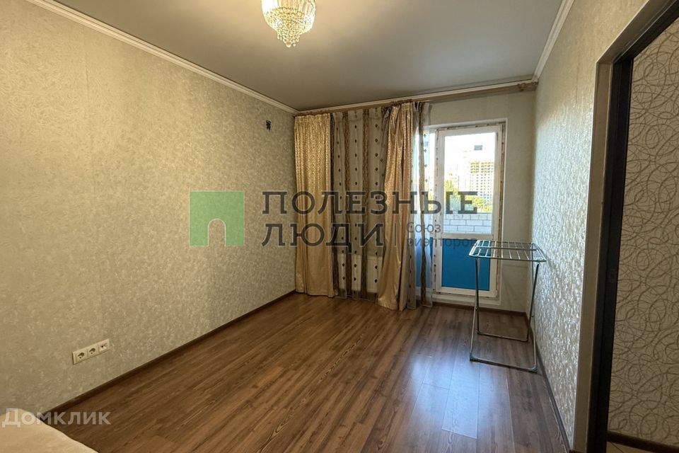 Продаётся 1-комнатная квартира, 38 м²