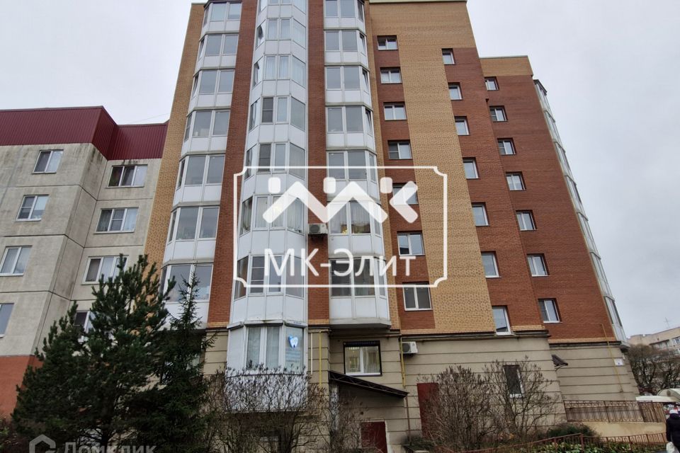 Продаётся 5-комнатная квартира, 166.5 м²