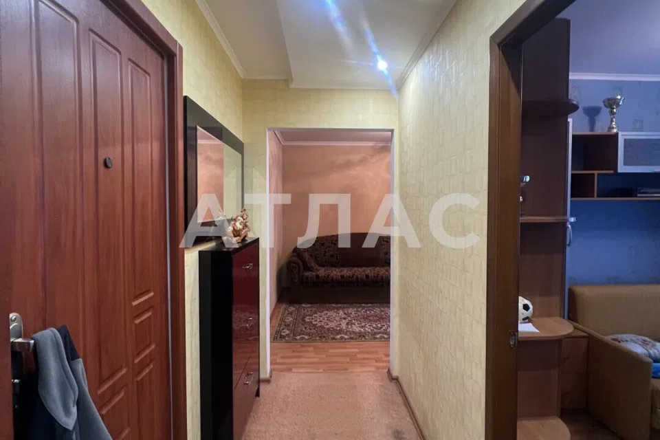 Сдаётся 3-комнатная квартира, 57.8 м²