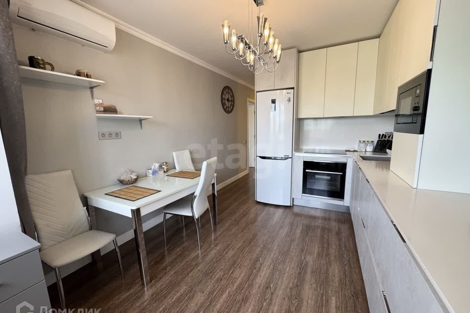 Продаётся 3-комнатная квартира, 73.3 м²