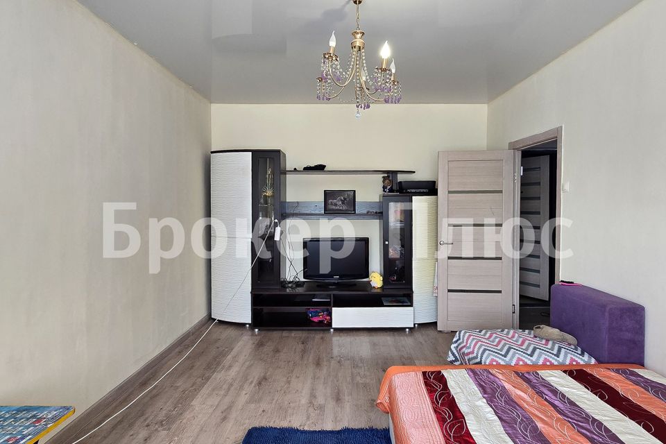 Продаётся 3-комнатная квартира, 67.8 м²