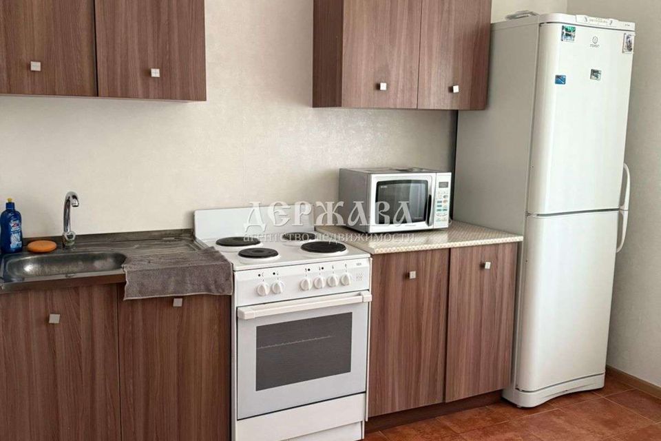 Сдаётся 1-комнатная квартира, 46 м²