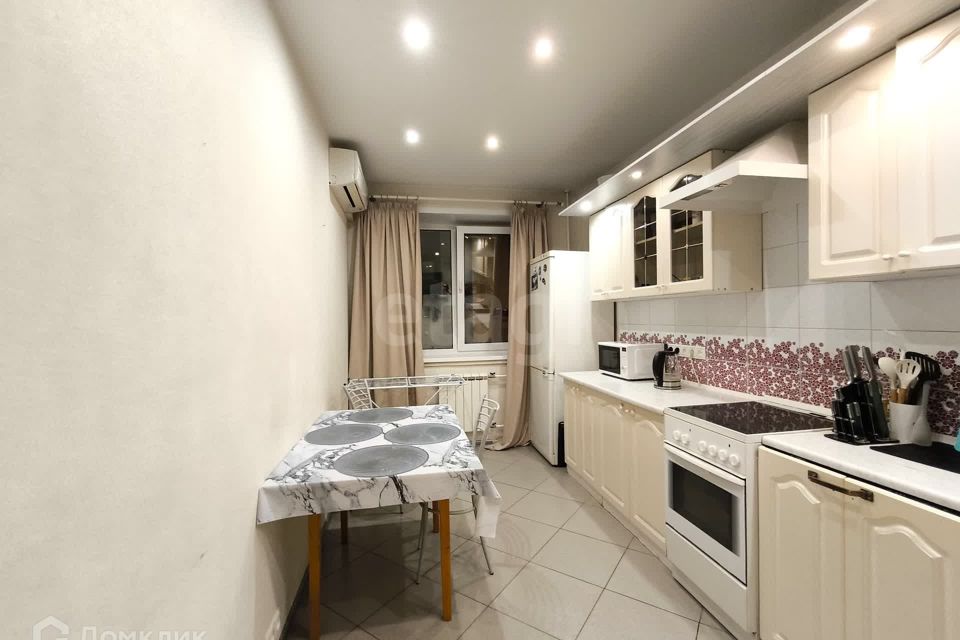Продаётся 1-комнатная квартира, 40.1 м²