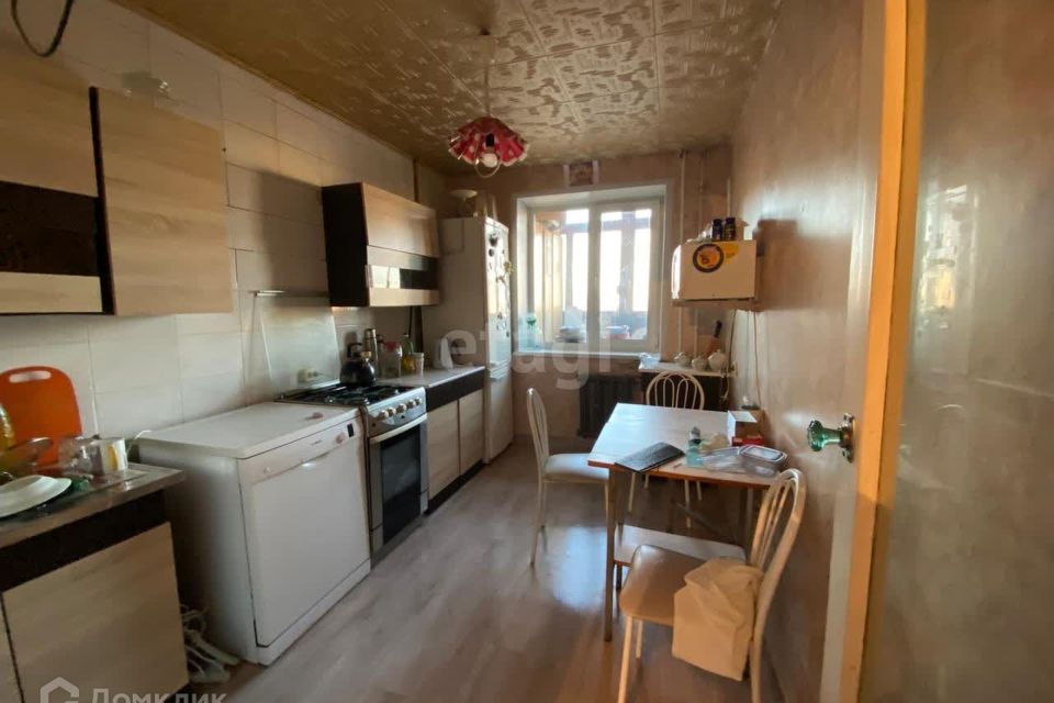 Продаётся 4-комнатная квартира, 81.1 м²