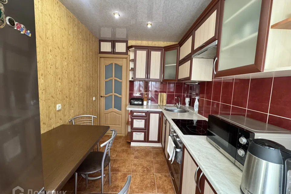 Продаётся 3-комнатная квартира, 61.5 м²