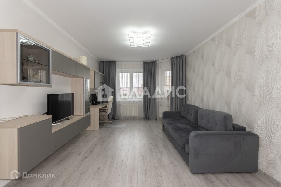 Продаётся 3-комнатная квартира, 74.5 м²