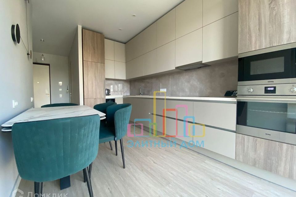 Сдаётся 3-комнатная квартира, 82 м²