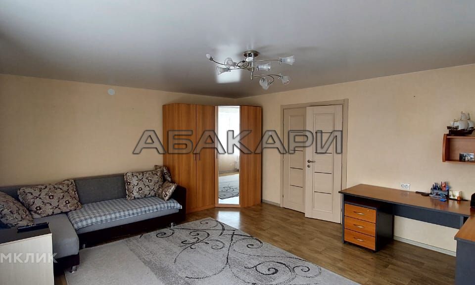 Сдаётся 3-комнатная квартира, 94 м²