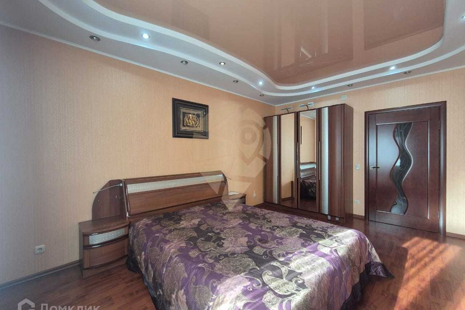Продаётся 3-комнатная квартира, 105 м²