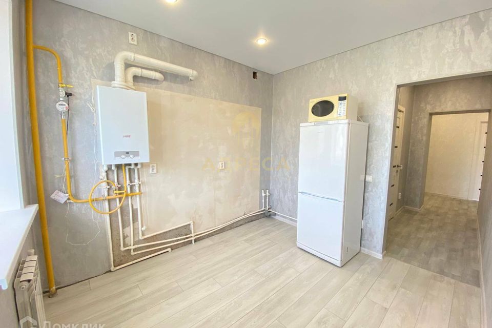Продаётся 2-комнатная квартира, 60.4 м²