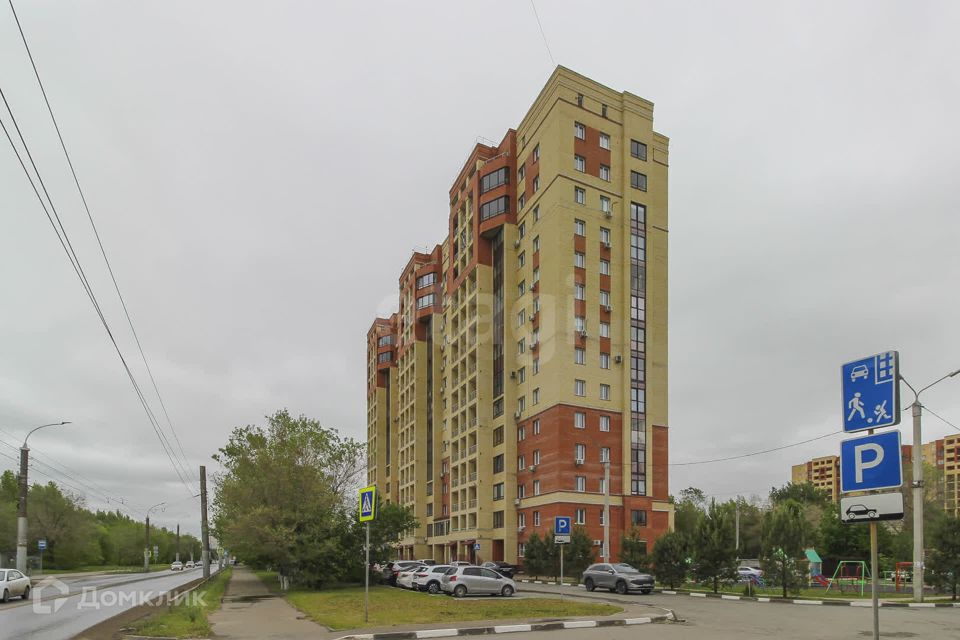 Продаётся 1-комнатная квартира, 42.3 м²