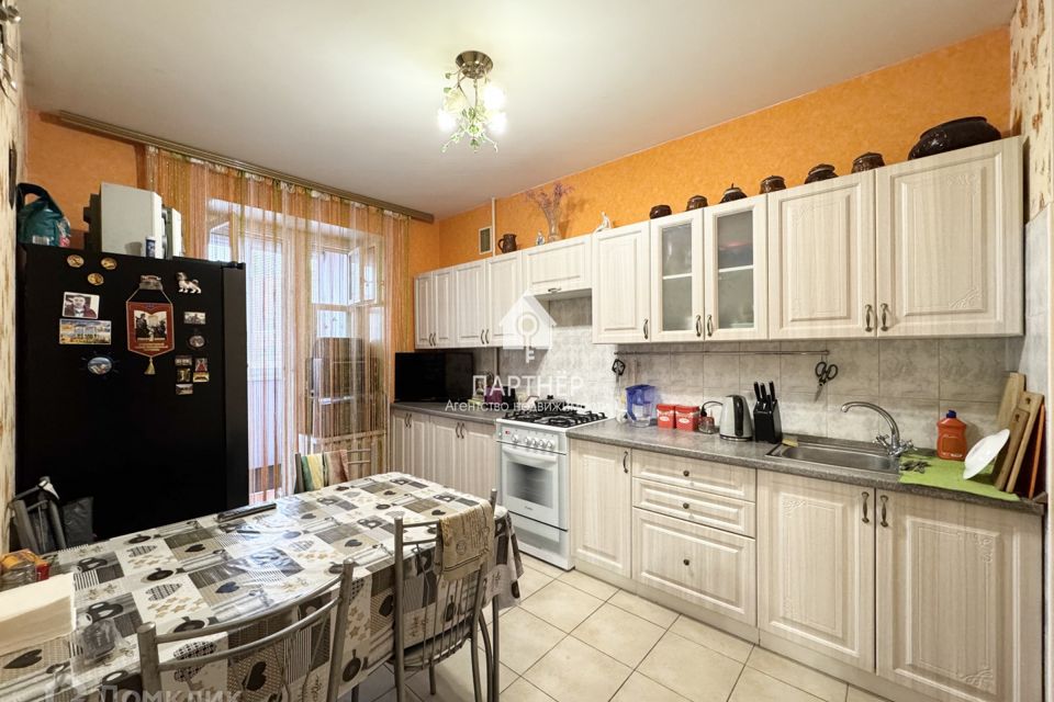 Продаётся 3-комнатная квартира, 69.7 м²