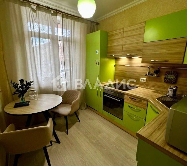 Продаётся 1-комнатная квартира, 33 м²