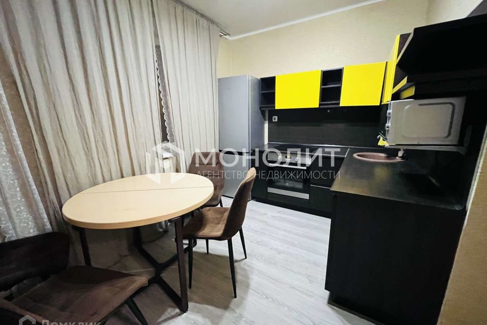 Сдаётся 1-комнатная квартира, 38 м²