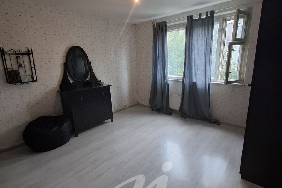 Сдаётся 1-комнатная квартира, 40 м²