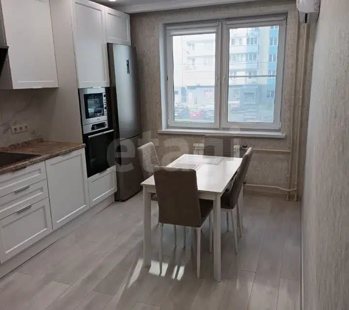 Продаётся 2-комнатная квартира, 60.7 м²