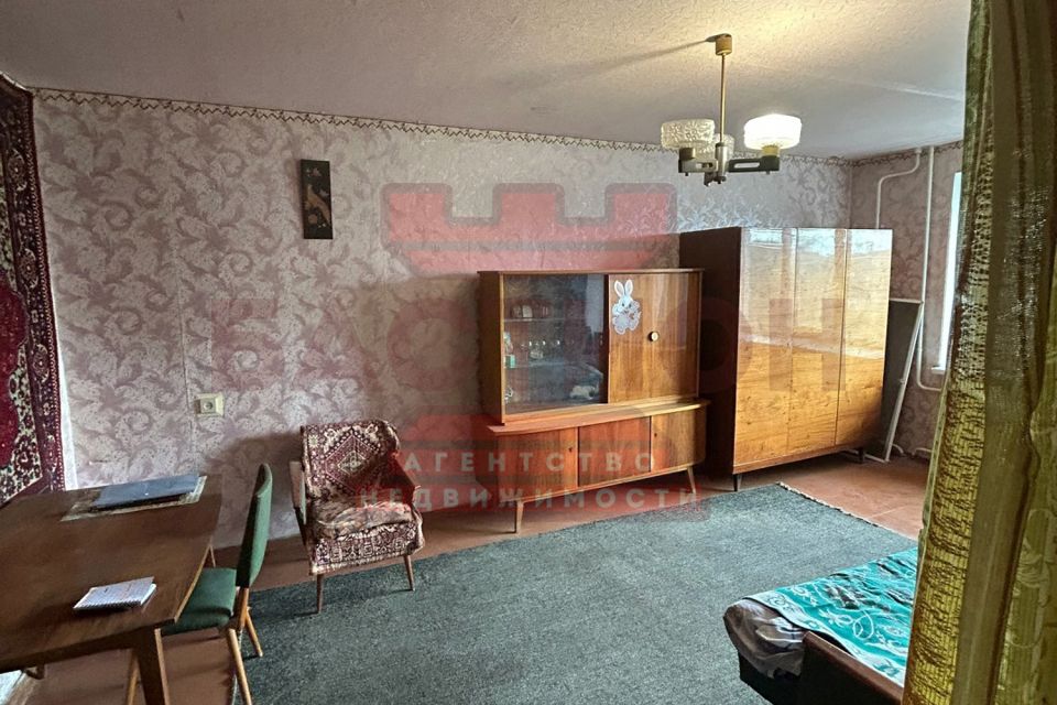 Продаётся 1-комнатная квартира, 37.9 м²