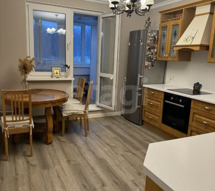 Продаётся 2-комнатная квартира, 83.8 м²