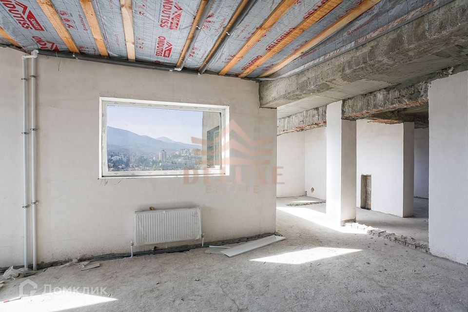 Продаётся 3-комнатная квартира, 109 м²
