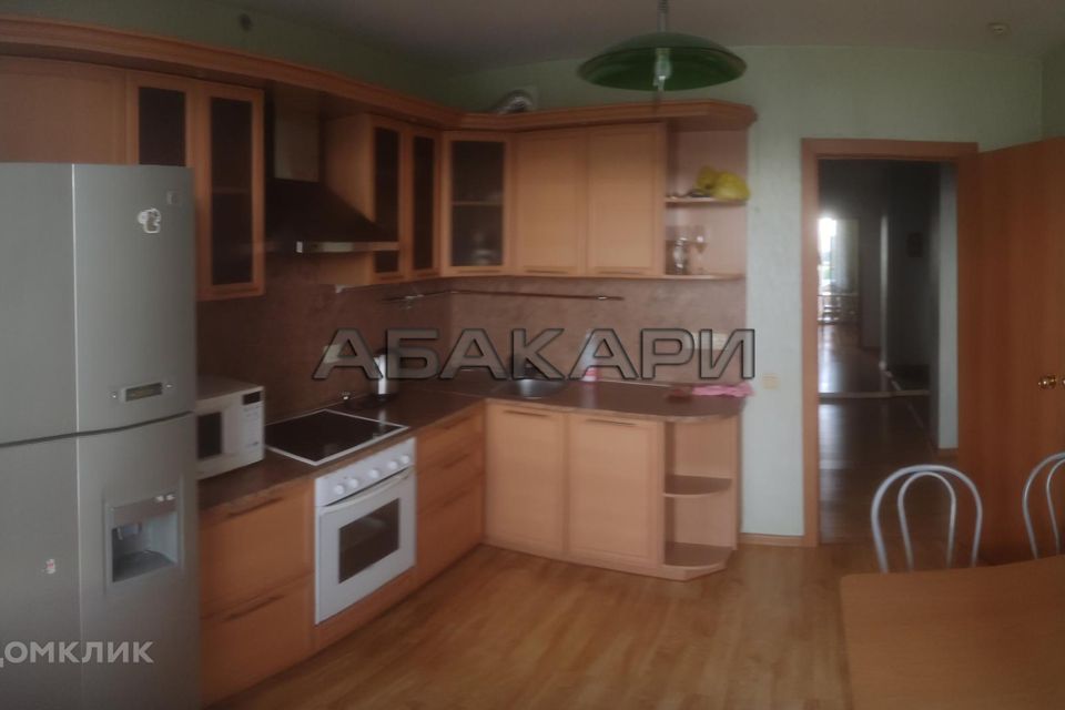 Сдаётся 3-комнатная квартира, 85 м²